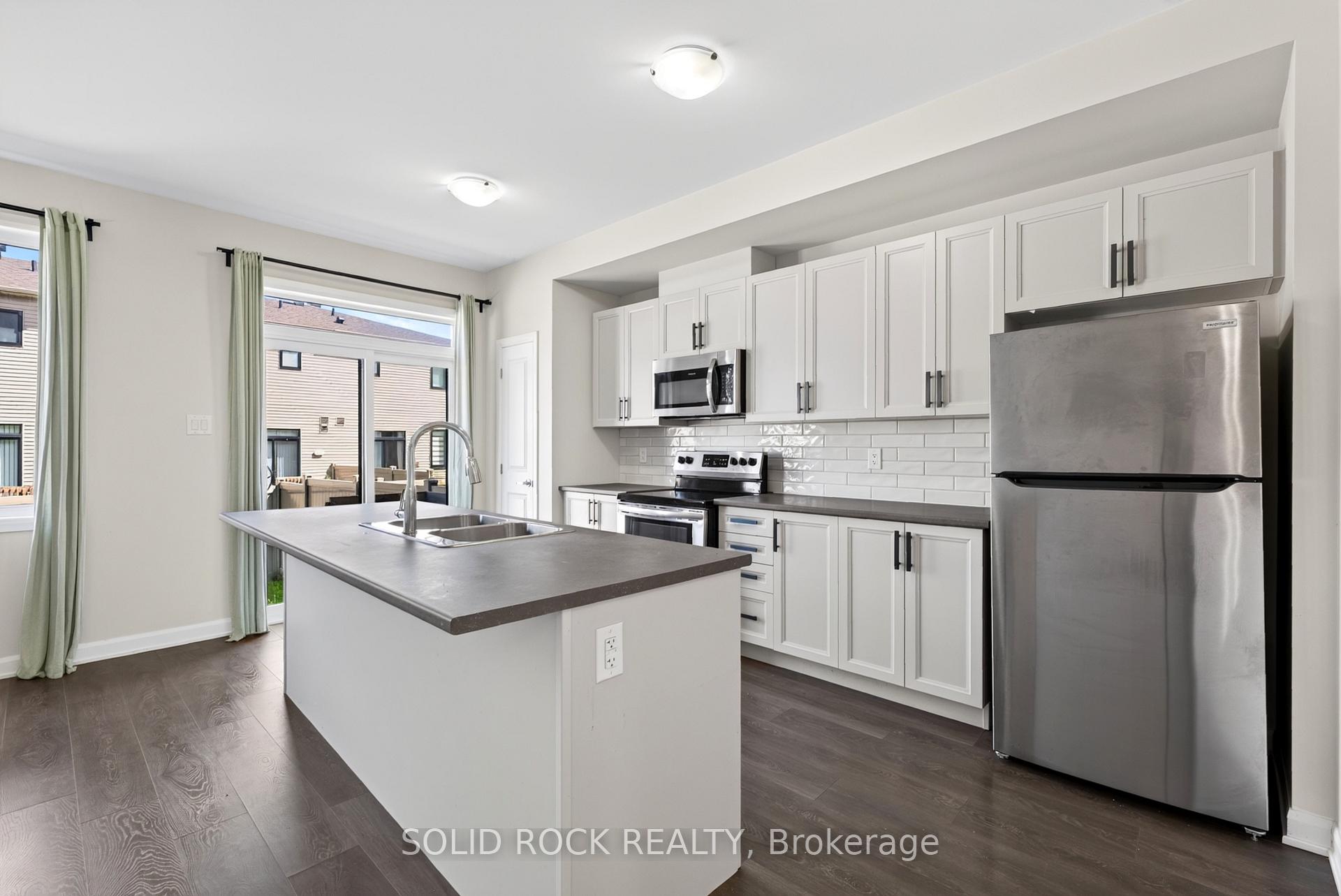 Photo 12 of 308 Drumlish Lane, Ottawa, Barrhaven - Half Moon Bay — HOMEH