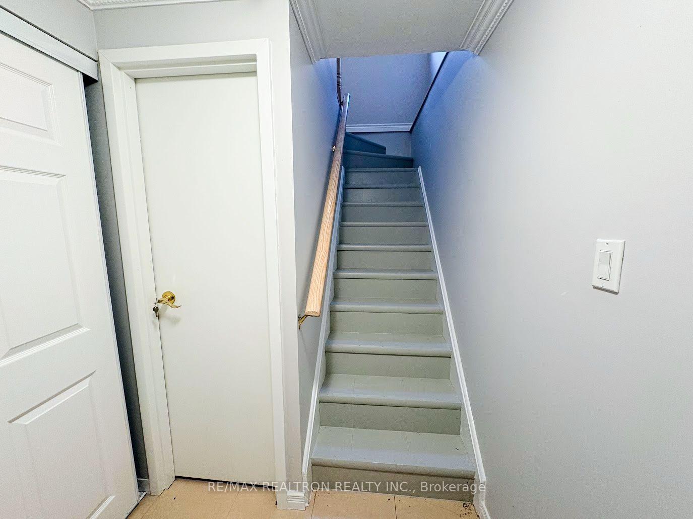 Photo 6 of Unit BASEMENT, 53 Chalmers Road, Richmond Hill, Doncrest — HOMEH