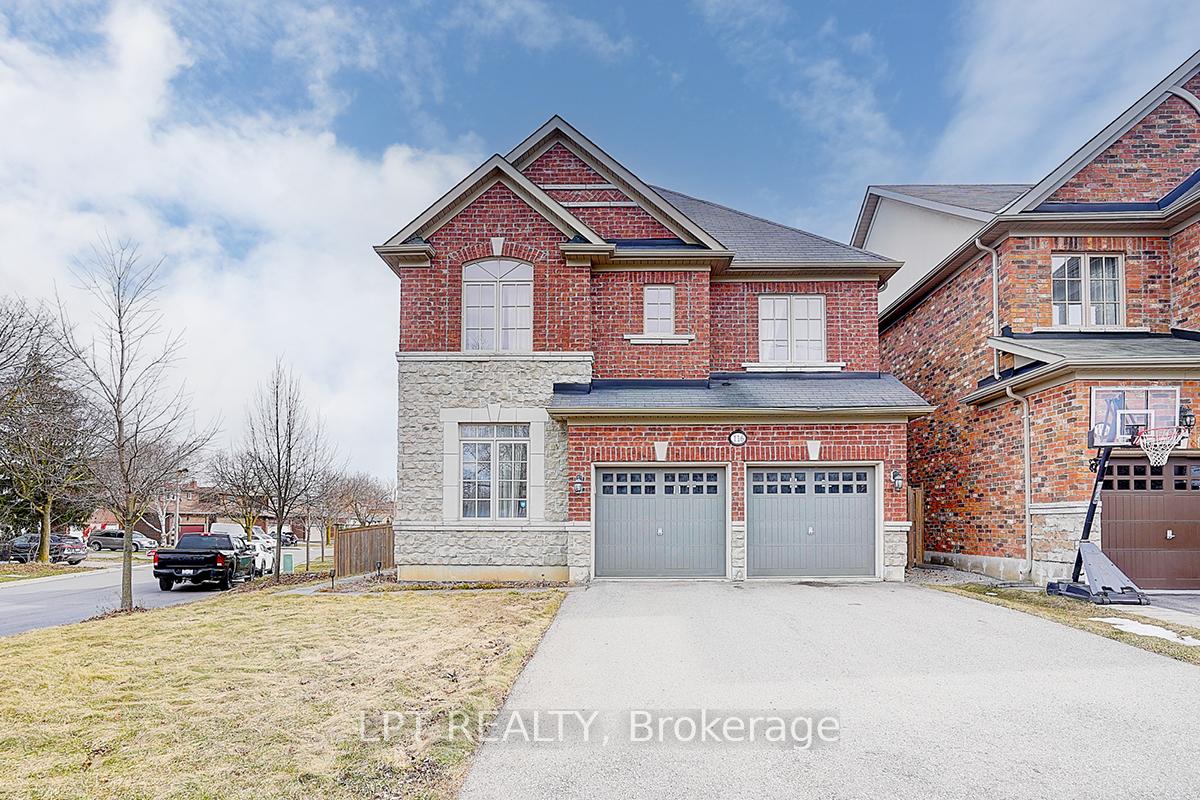 Photo 1 of 116 Dunlop Street, Richmond Hill, Crosby — HOMEH