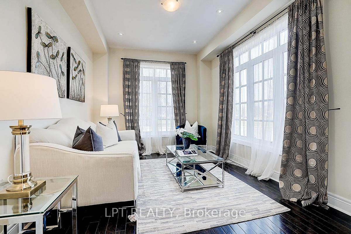 Photo 3 of 116 Dunlop Street, Richmond Hill, Crosby — HOMEH