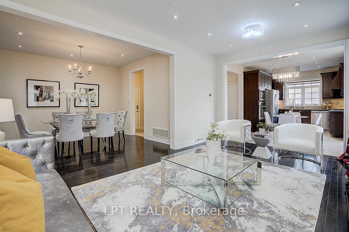 Photo 10 of 116 Dunlop Street, Richmond Hill, Crosby — HOMEH