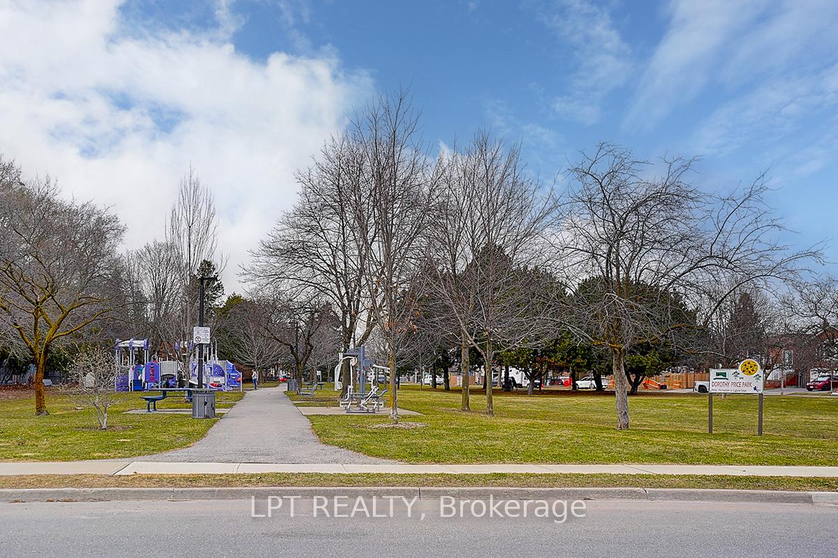 Photo 36 of 116 Dunlop Street, Richmond Hill, Crosby — HOMEH