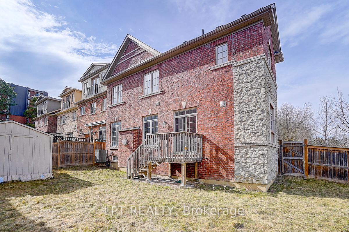 Photo 37 of 116 Dunlop Street, Richmond Hill, Crosby — HOMEH