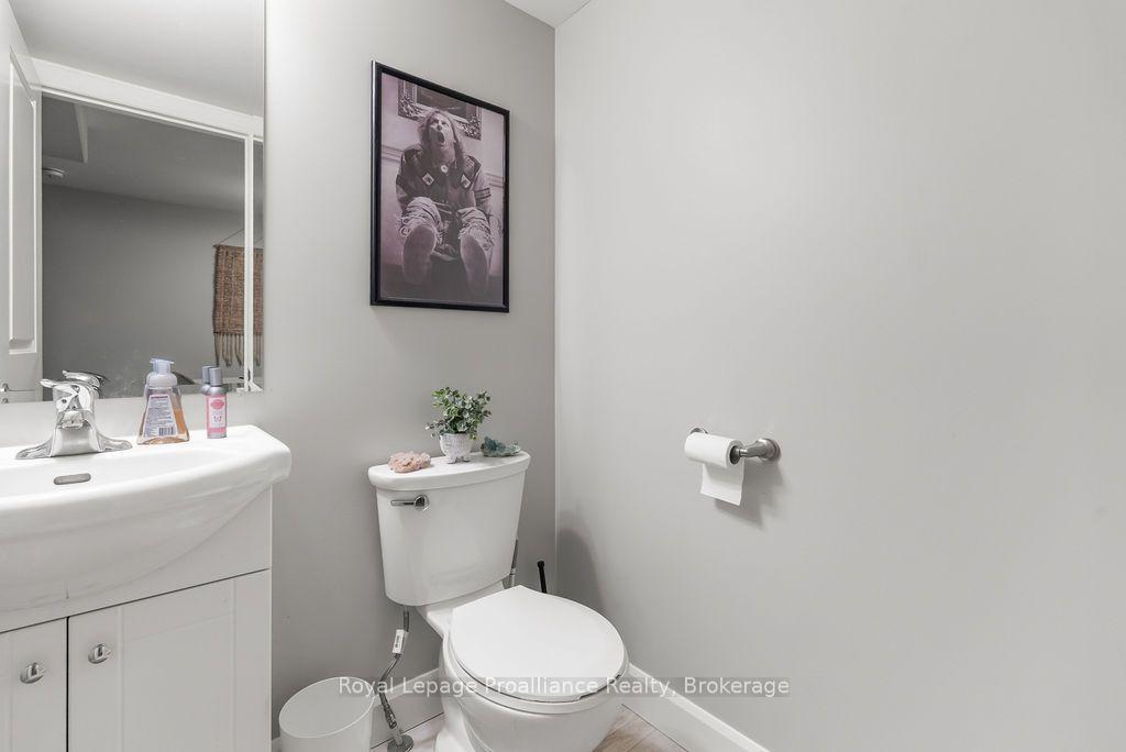 Photo 17 of 17 Dewal Place, Belleville, Belleville Ward — HOMEH