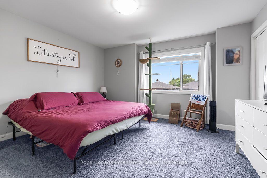 Photo 18 of 17 Dewal Place, Belleville, Belleville Ward — HOMEH