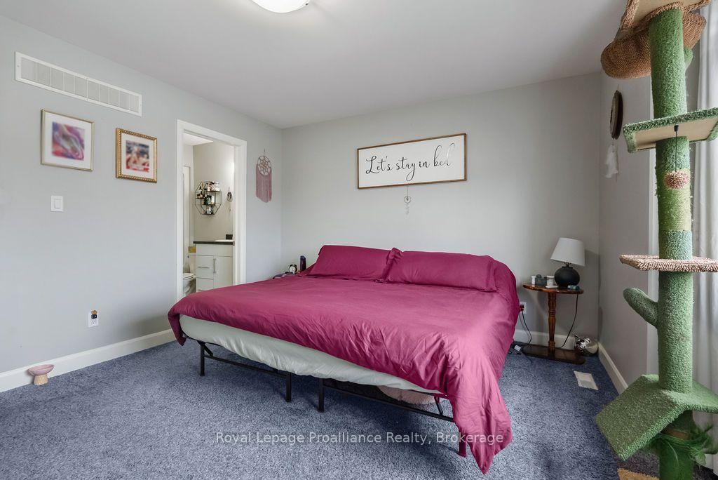 Photo 19 of 17 Dewal Place, Belleville, Belleville Ward — HOMEH