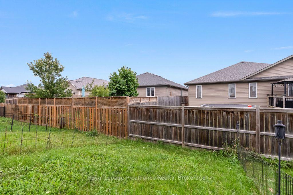 Photo 25 of 17 Dewal Place, Belleville, Belleville Ward — HOMEH