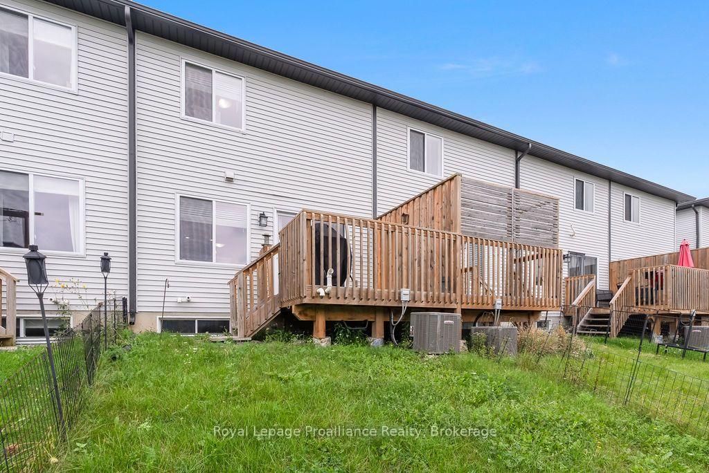 Photo 26 of 17 Dewal Place, Belleville, Belleville Ward — HOMEH