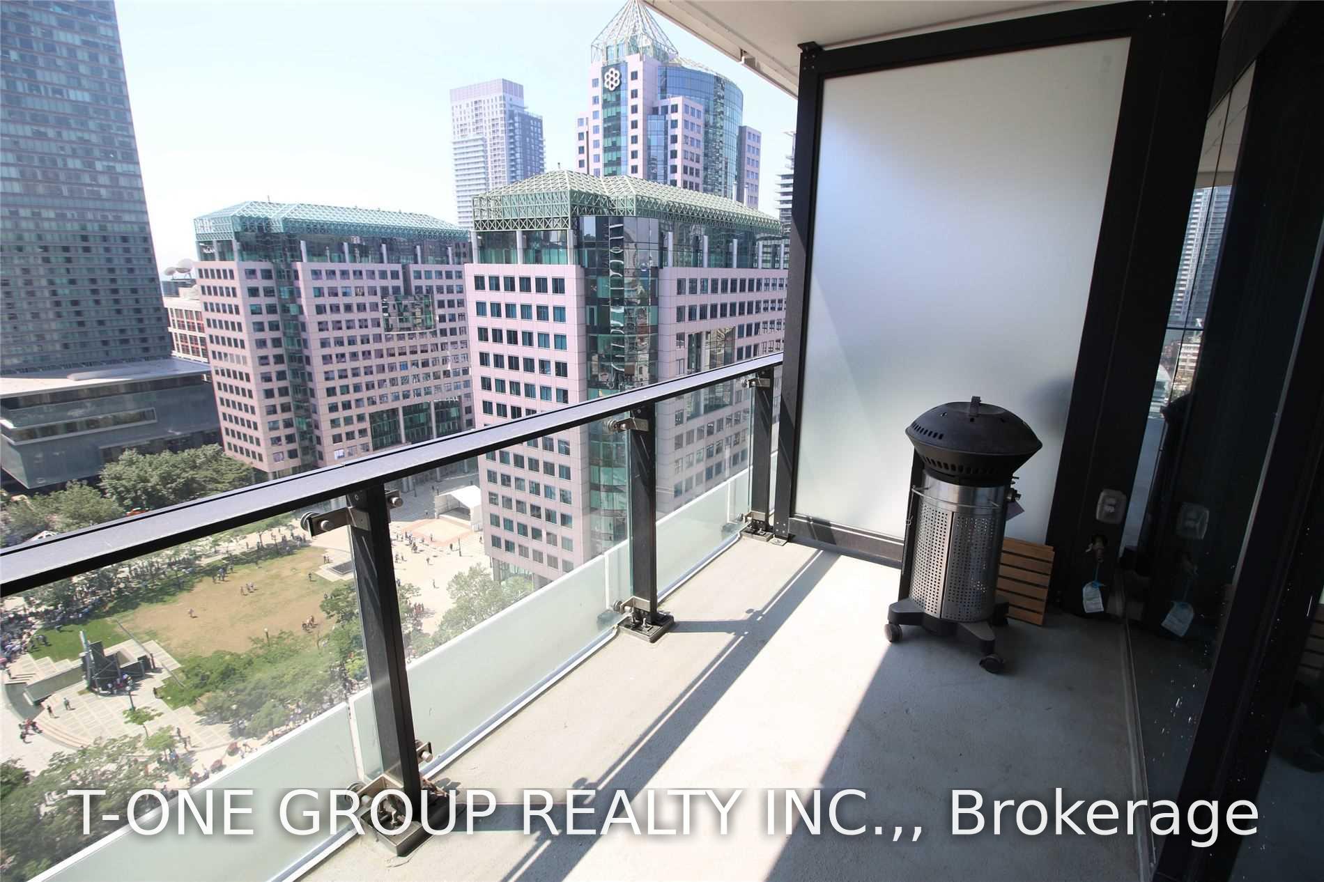 Photo 9 of Unit 1706, 224 King Street W, Toronto, Waterfront Communities — HOMEH