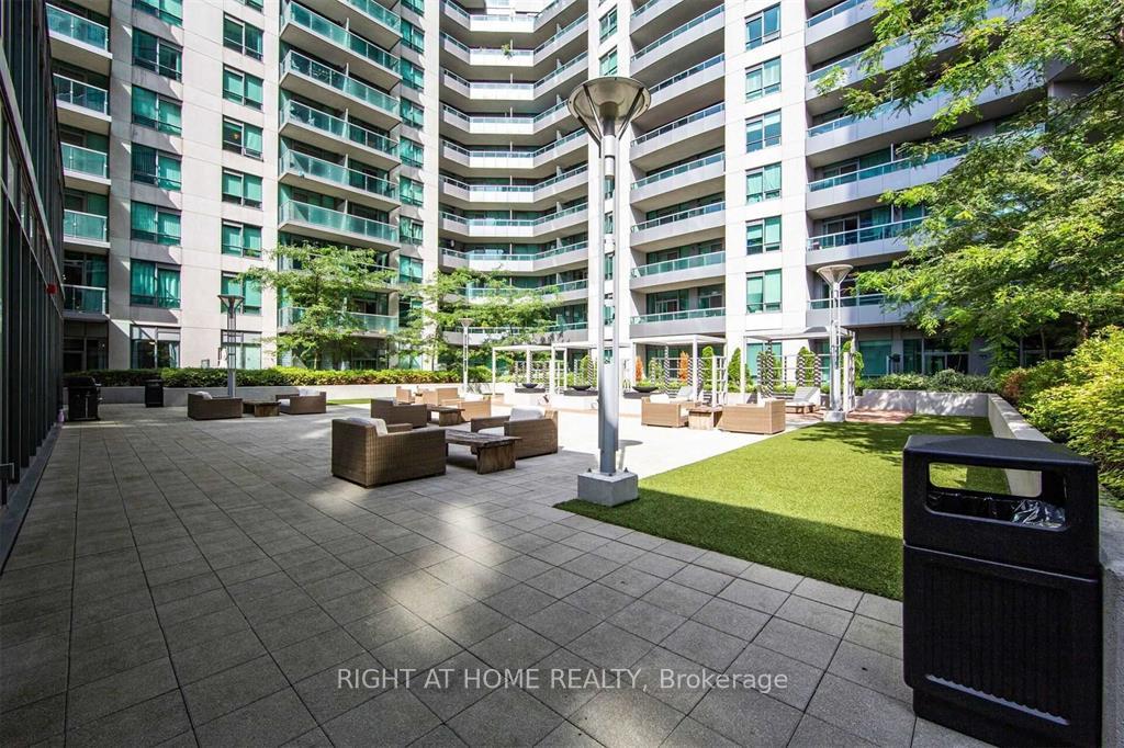 Photo 27 of Unit 305, 19 Grand Trunk Crescent, Toronto, Waterfront Communities — HOMEH
