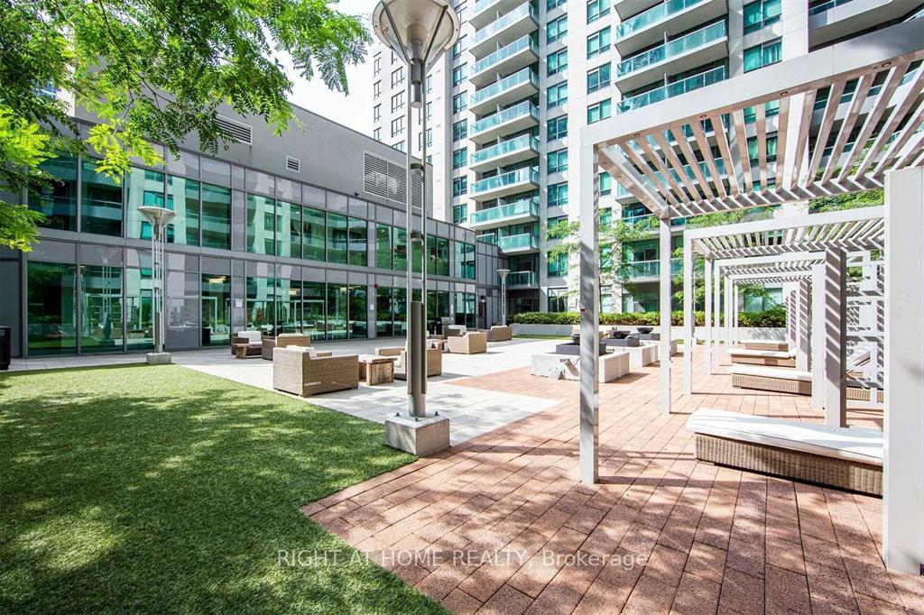 Photo 29 of Unit 305, 19 Grand Trunk Crescent, Toronto, Waterfront Communities — HOMEH