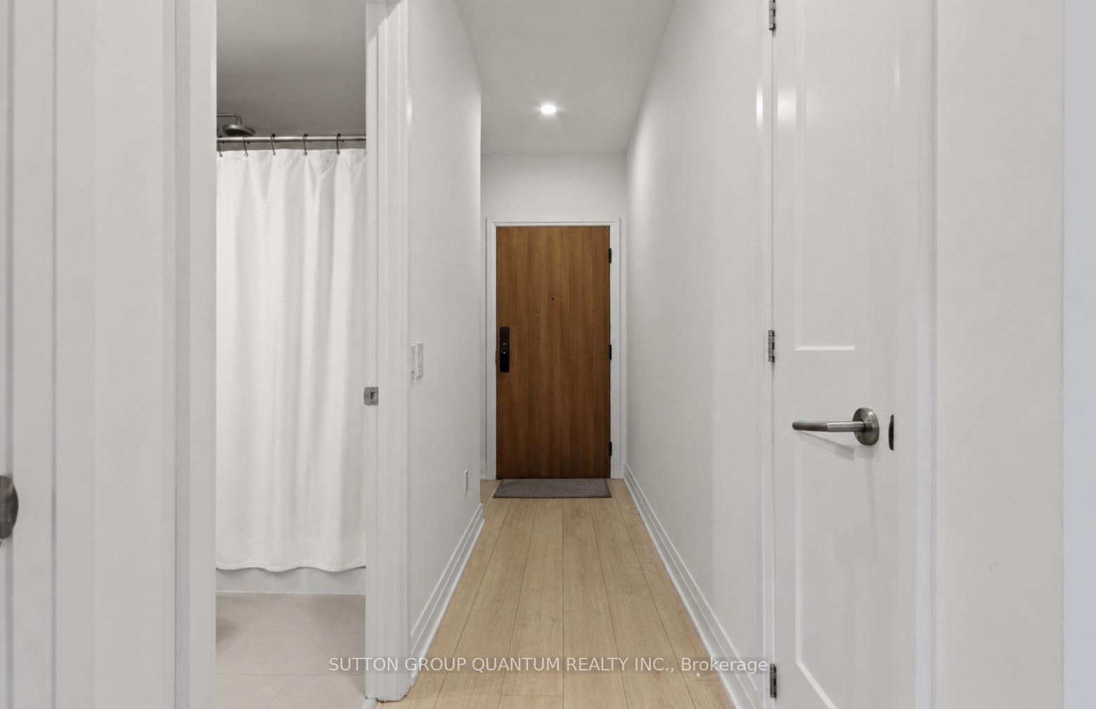 Photo 11 of Unit 202, 21 Park Street E, Mississauga, Port Credit — HOMEH