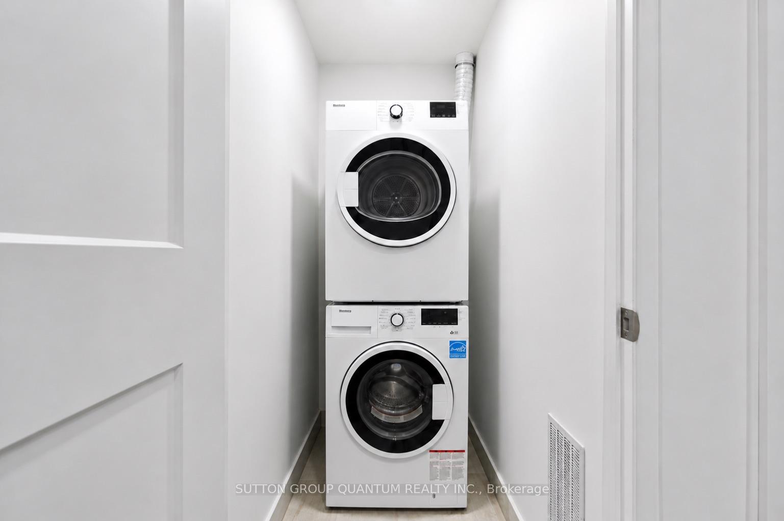 Photo 14 of Unit 202, 21 Park Street E, Mississauga, Port Credit — HOMEH