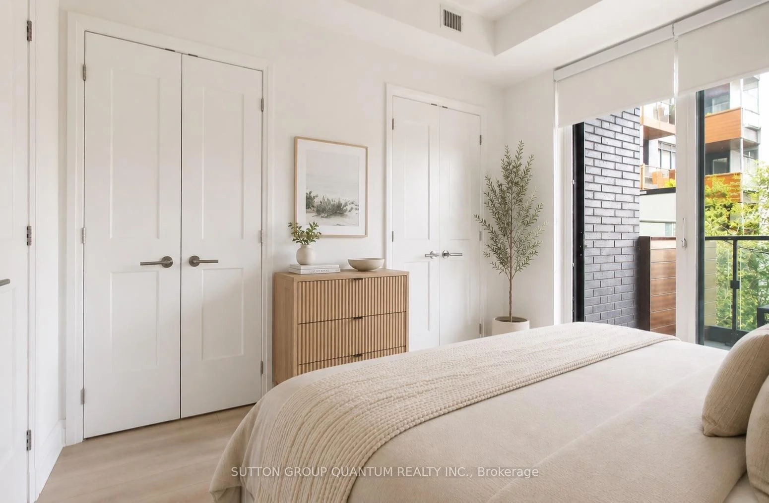 Photo 21 of Unit 202, 21 Park Street E, Mississauga, Port Credit — HOMEH