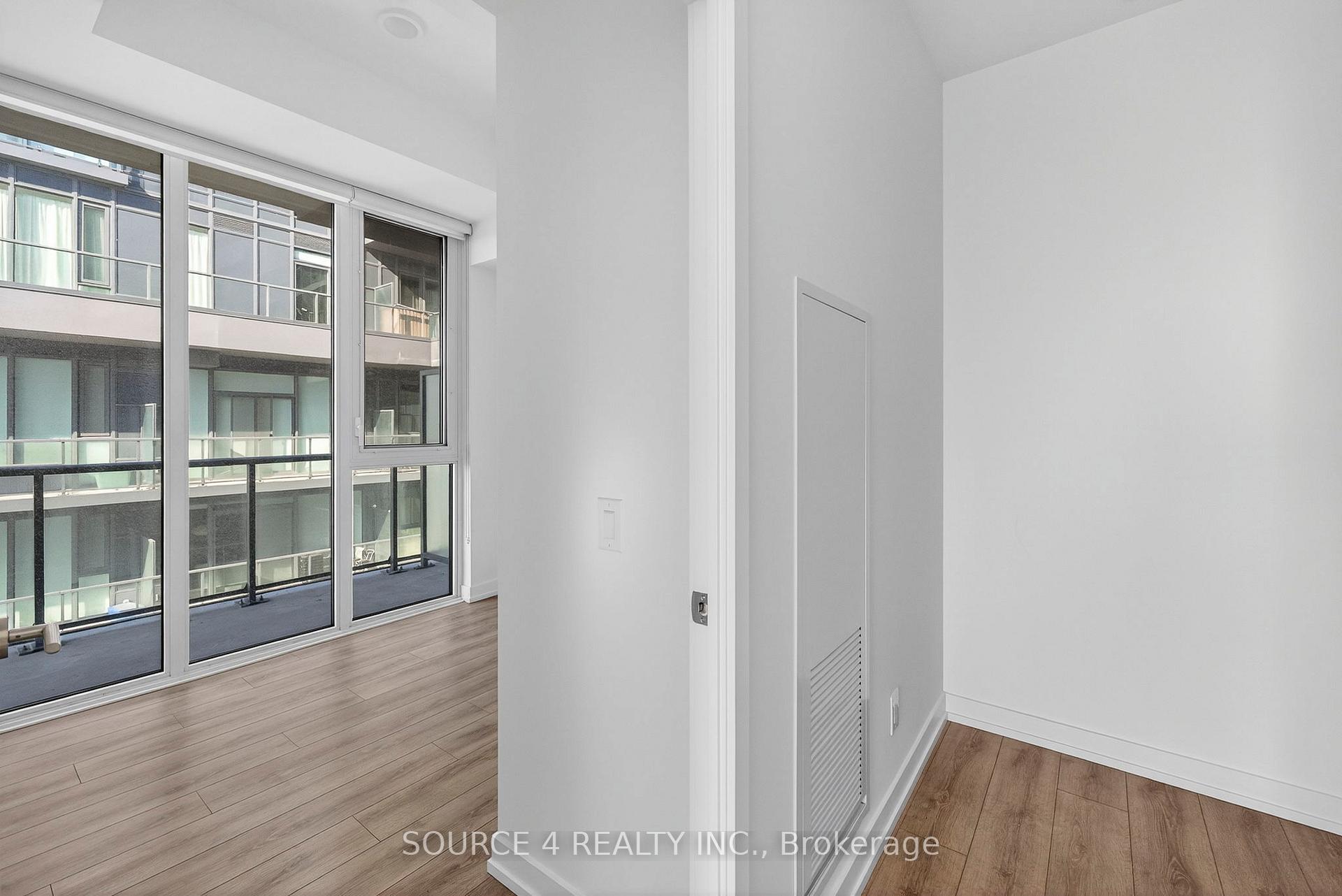 Photo 2 of Unit 717, 500 Dupont Street, Toronto, The Annex — HOMEH