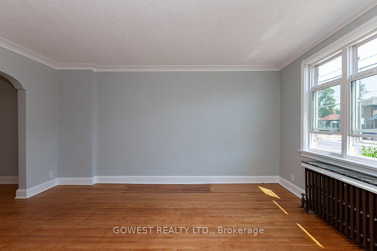 Photo 5 of Unit 1, 480 Jane Street, Toronto, Runnymede-Bloor West Village — HOMEH