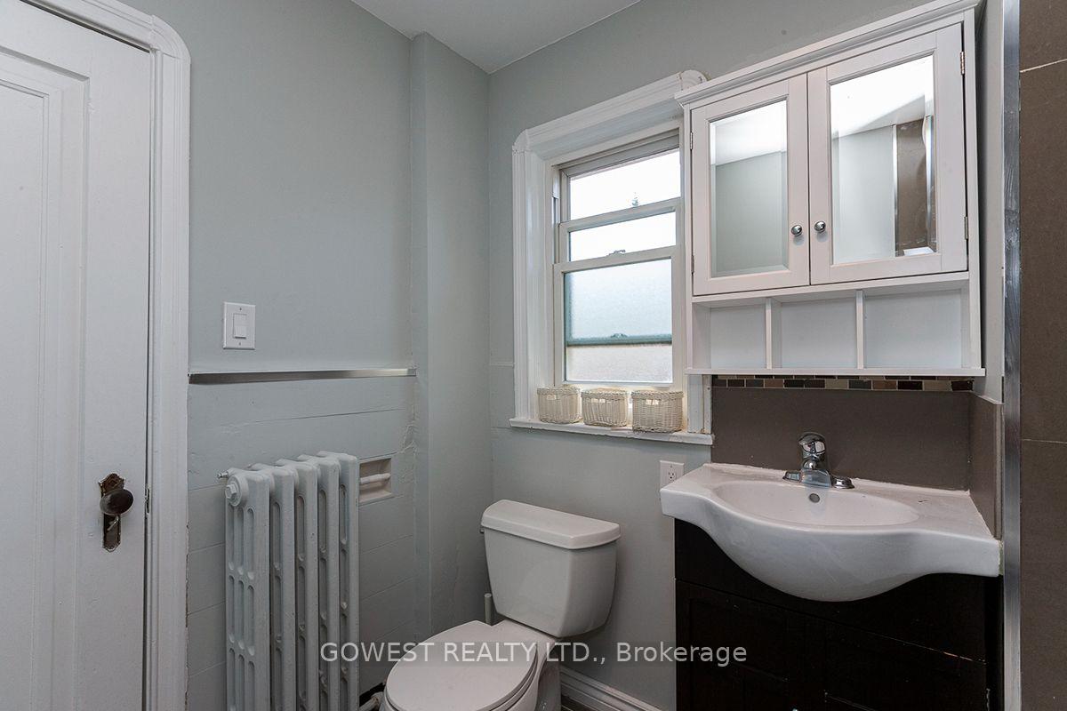 Photo 31 of Unit 1, 480 Jane Street, Toronto, Runnymede-Bloor West Village — HOMEH
