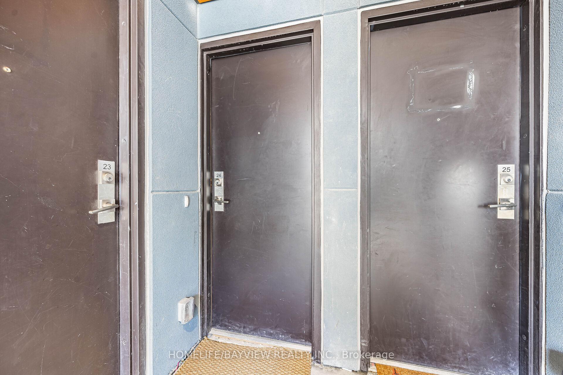 Photo 3 of Unit 24, 10 Brin Drive, Etobicoke, Edenbridge-Humber Valley — HOMEH