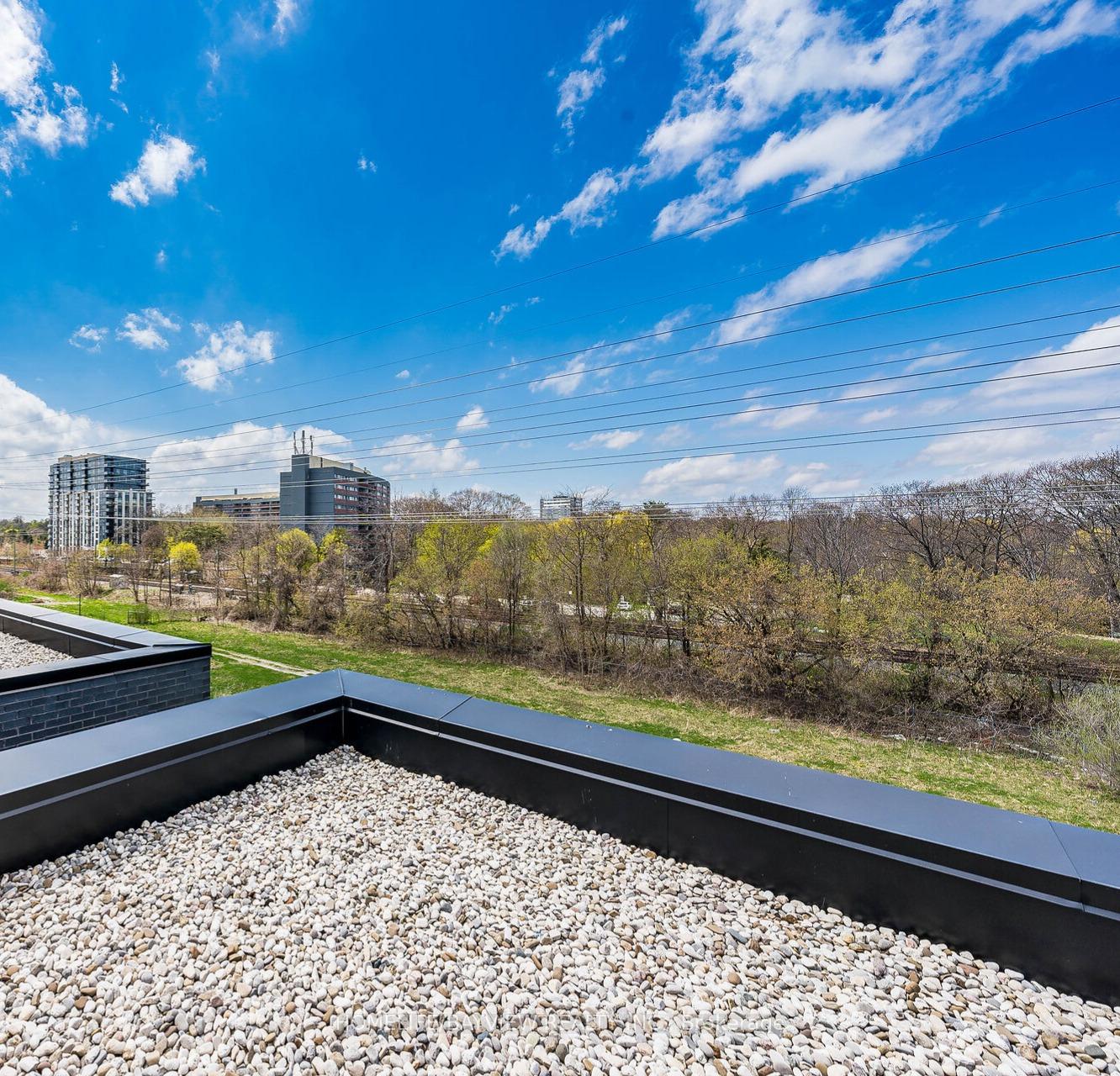 Photo 46 of Unit 24, 10 Brin Drive, Etobicoke, Edenbridge-Humber Valley — HOMEH