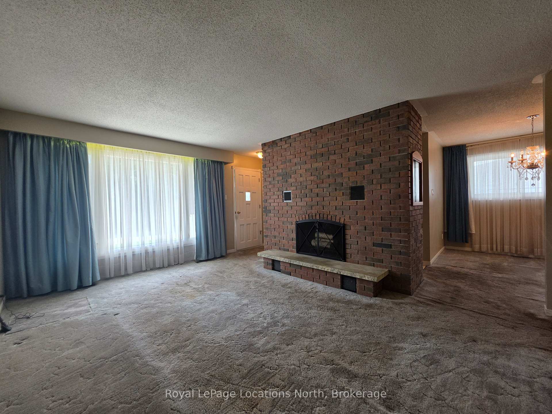 Photo 2 of 508 Spruce Street, Collingwood — HOMEH