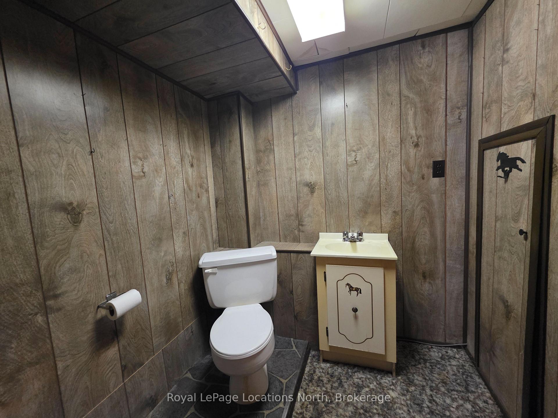 Photo 9 of 508 Spruce Street, Collingwood — HOMEH