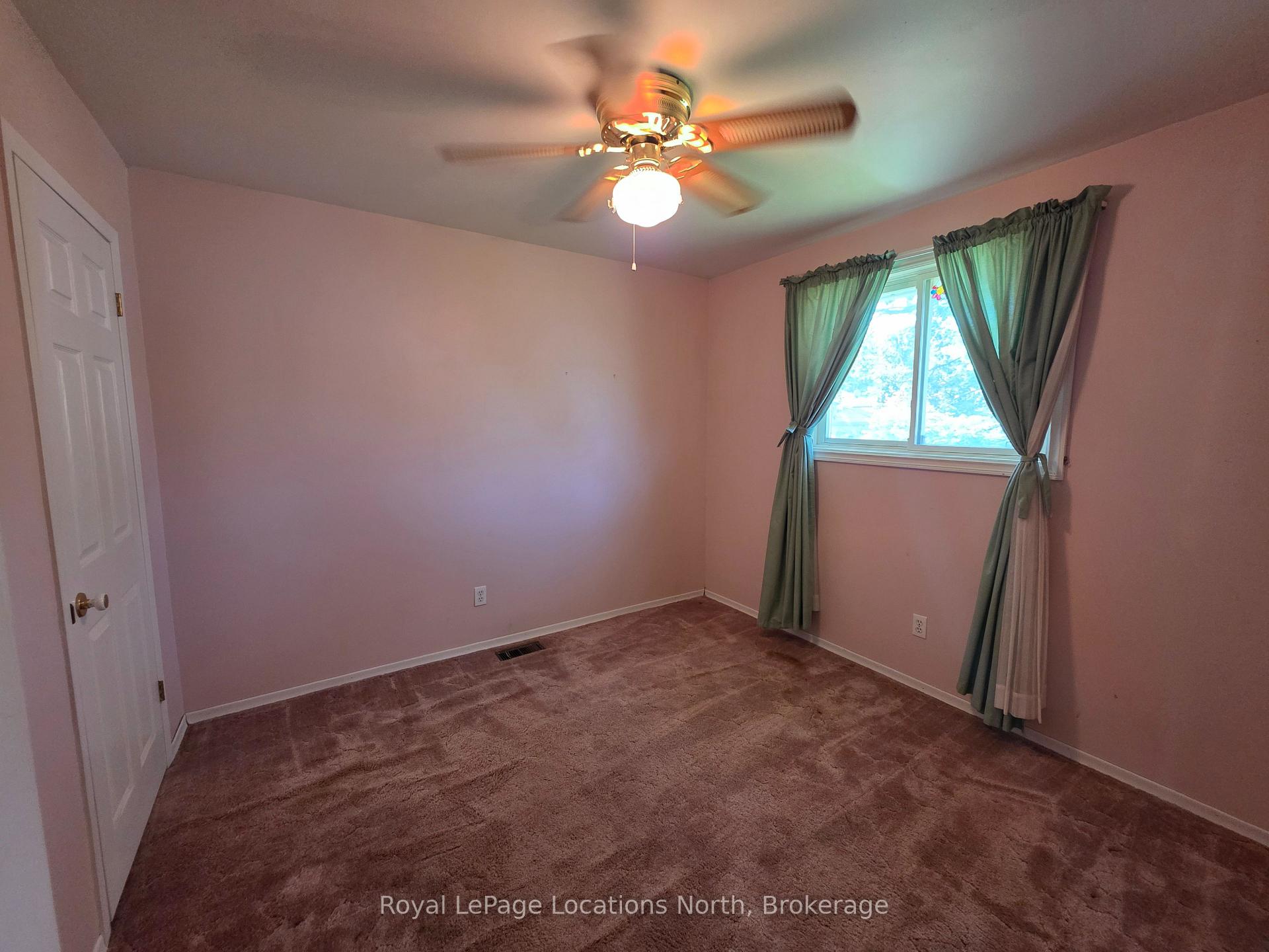 Photo 13 of 508 Spruce Street, Collingwood — HOMEH
