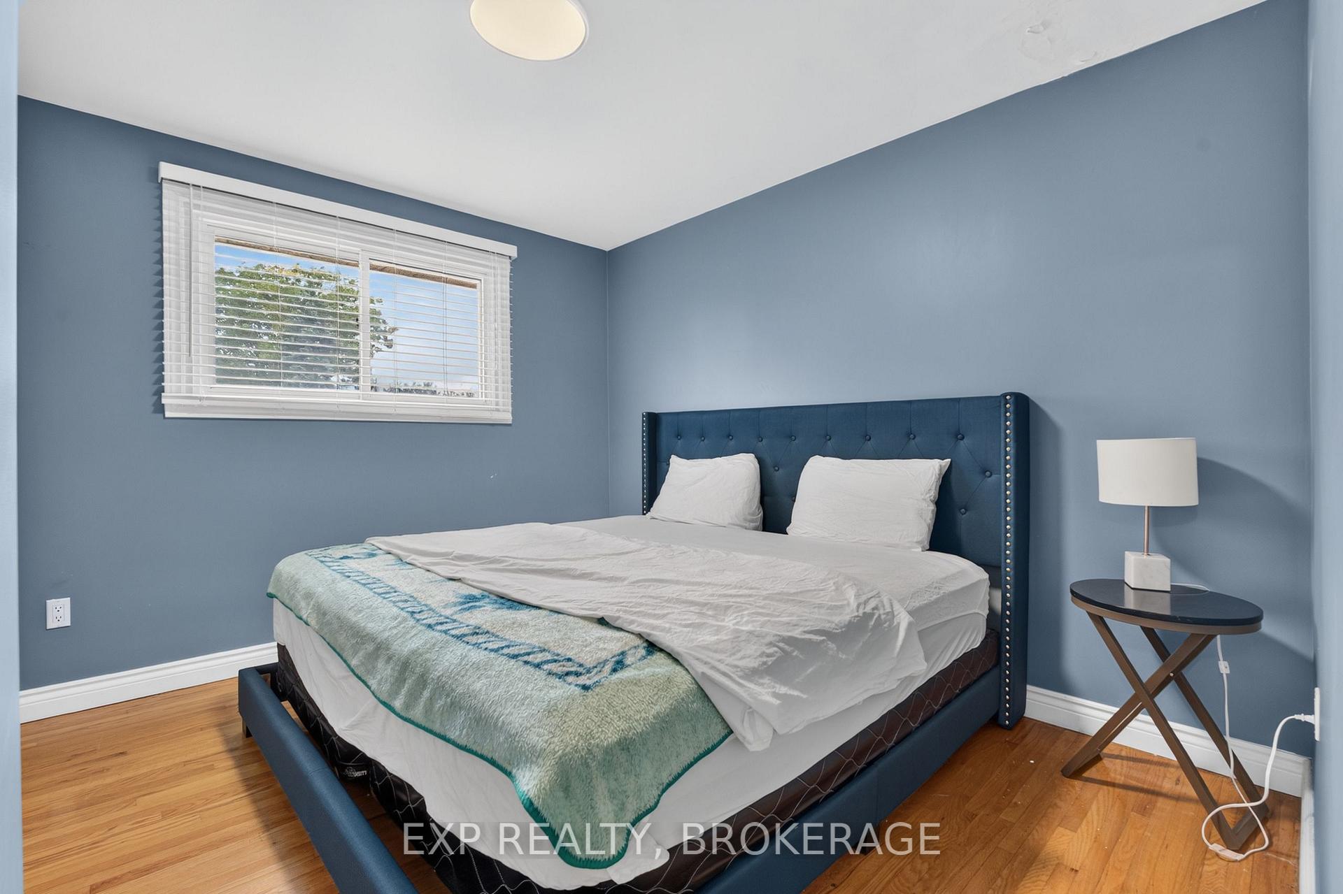 Photo 16 of 143 Morenz Crescent, Kingston, Rideau — HOMEH