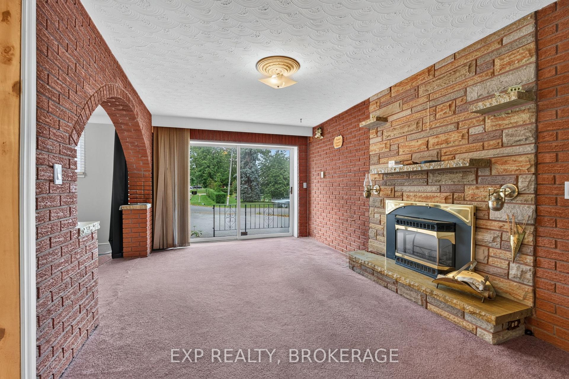 Photo 22 of 143 Morenz Crescent, Kingston, Rideau — HOMEH