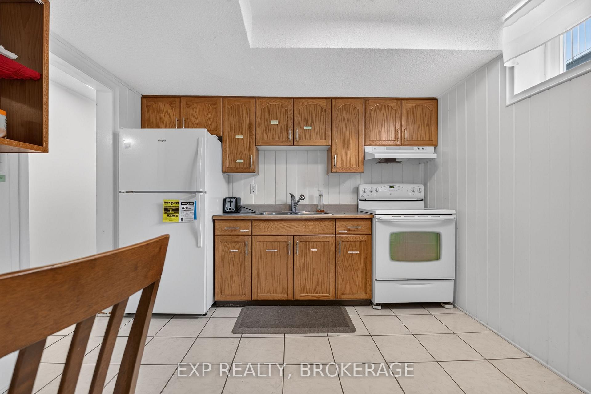 Photo 29 of 143 Morenz Crescent, Kingston, Rideau — HOMEH