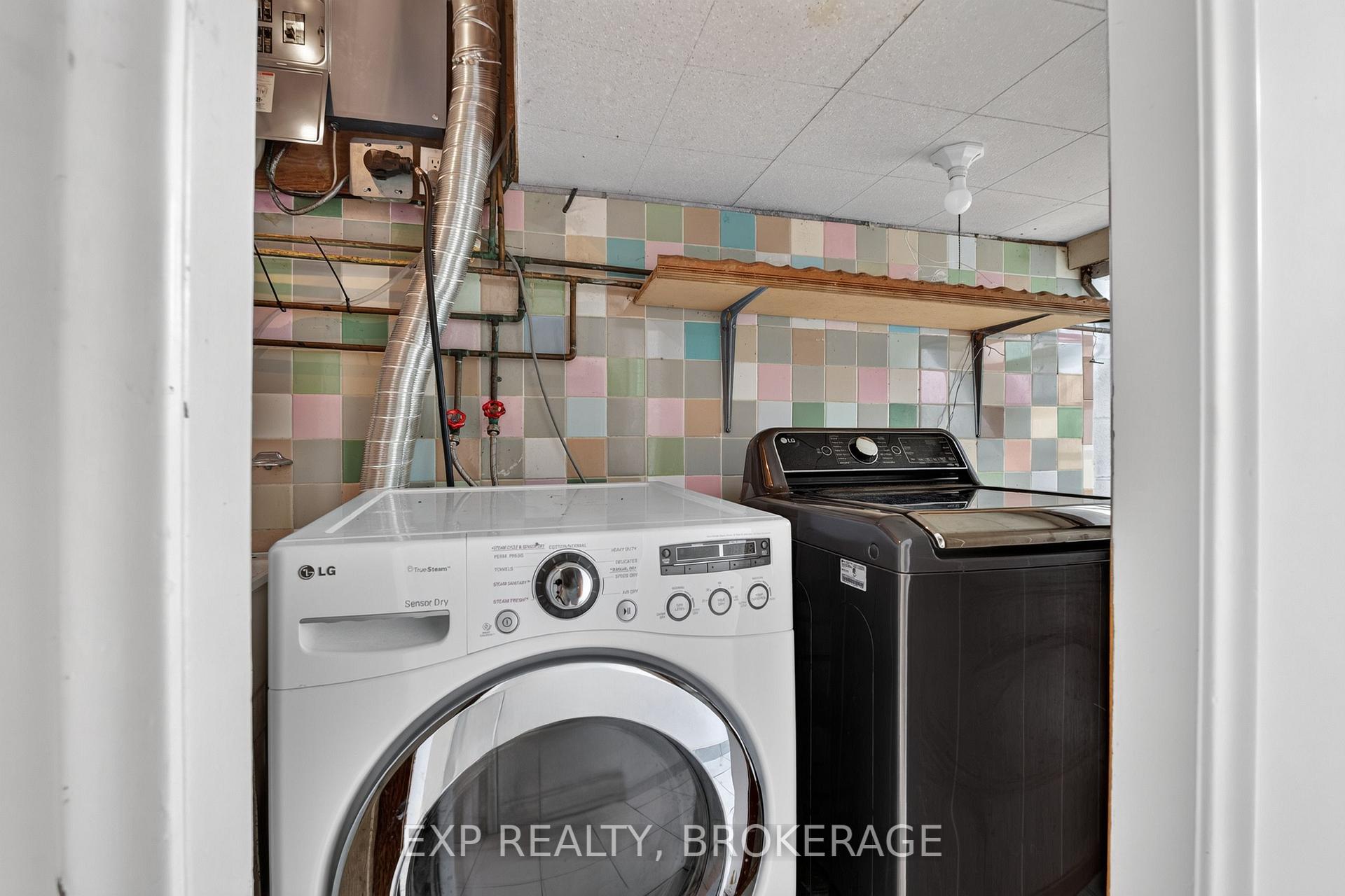 Photo 31 of 143 Morenz Crescent, Kingston, Rideau — HOMEH