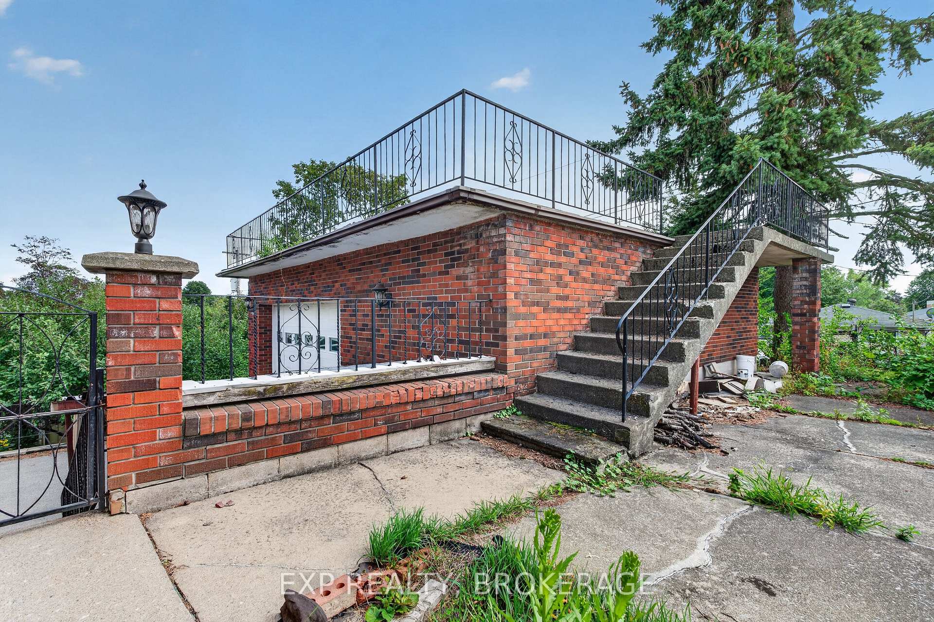 Photo 41 of 143 Morenz Crescent, Kingston, Rideau — HOMEH