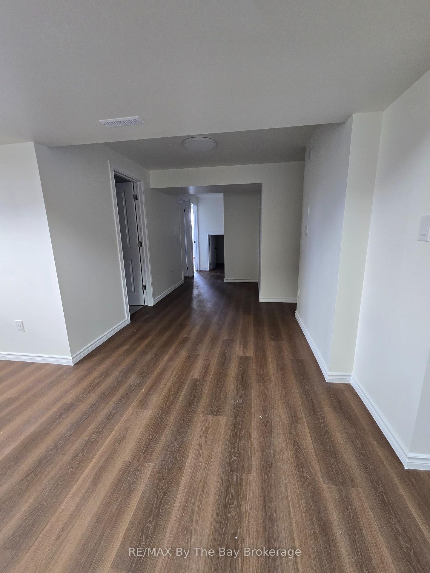 Photo 8 of 40 Rosanne Drive, Wasaga Beach — HOMEH