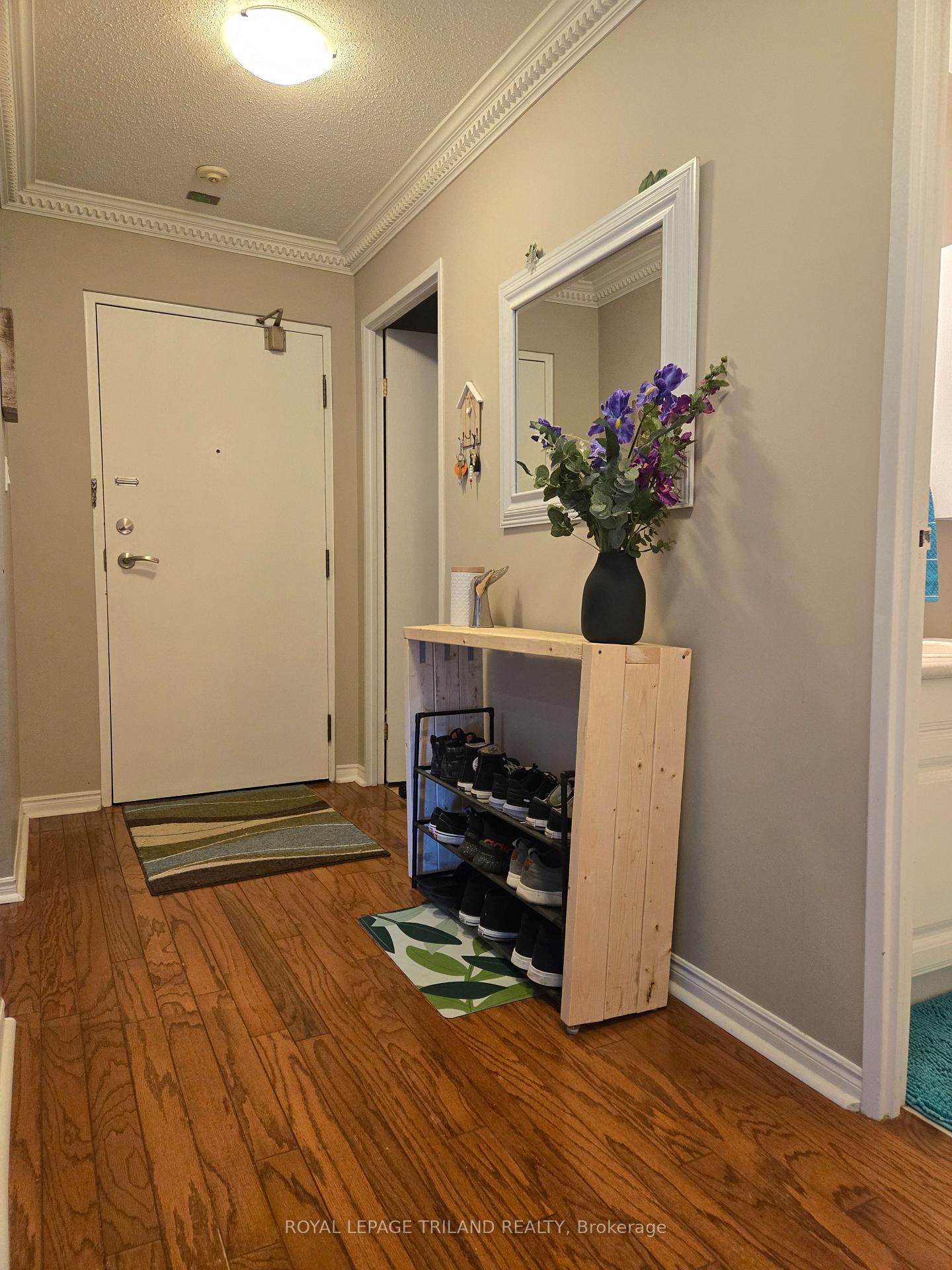 Photo 9 of Unit 509, 45 Pond Mills Road, London, South J — HOMEH