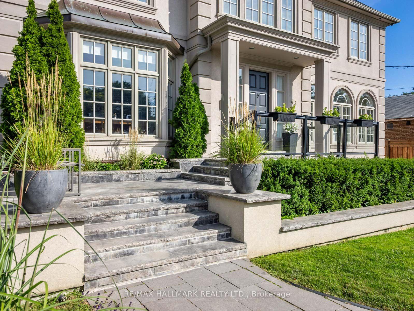 Photo 1 of 43 Prince Charles Drive, Toronto, Englemount-Lawrence — HOMEH