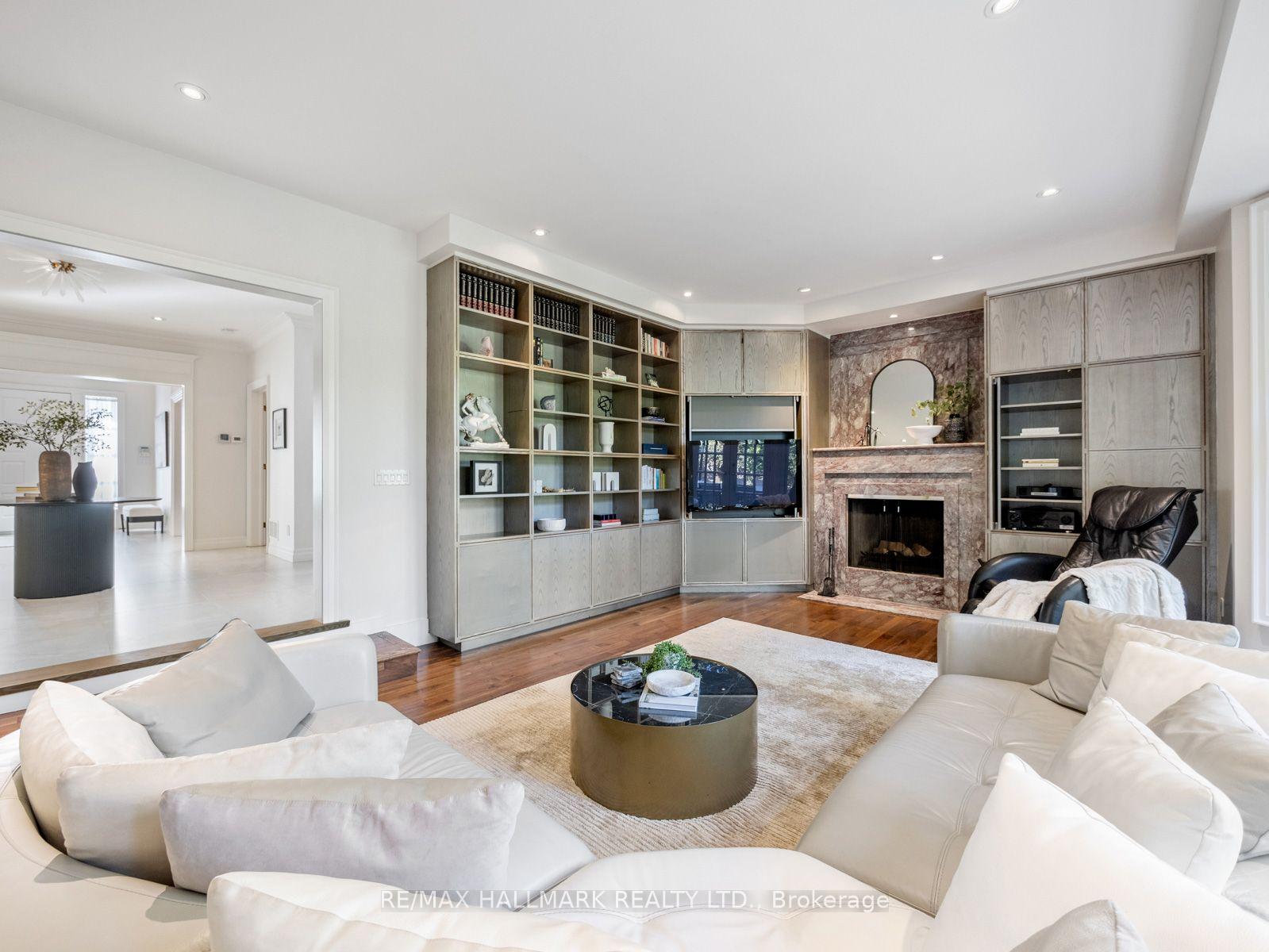 Photo 21 of 43 Prince Charles Drive, Toronto, Englemount-Lawrence — HOMEH