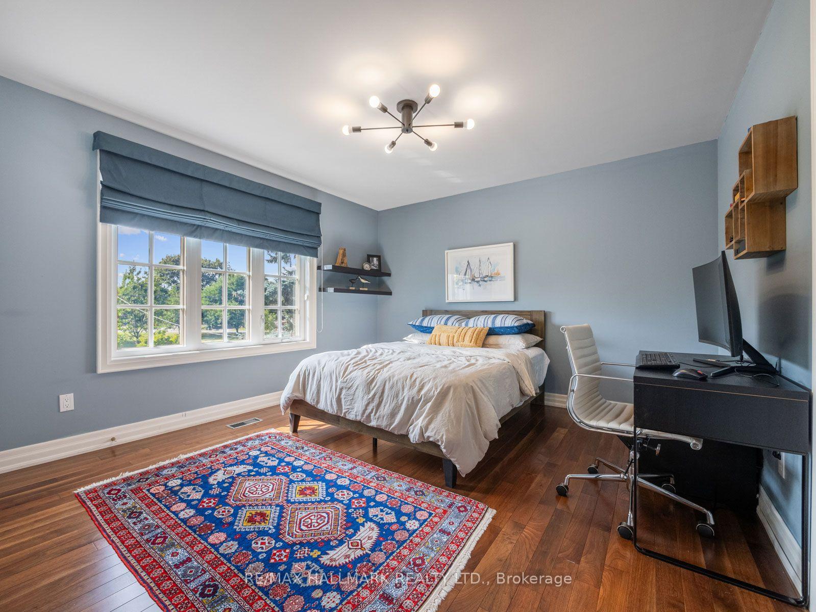 Photo 32 of 43 Prince Charles Drive, Toronto, Englemount-Lawrence — HOMEH