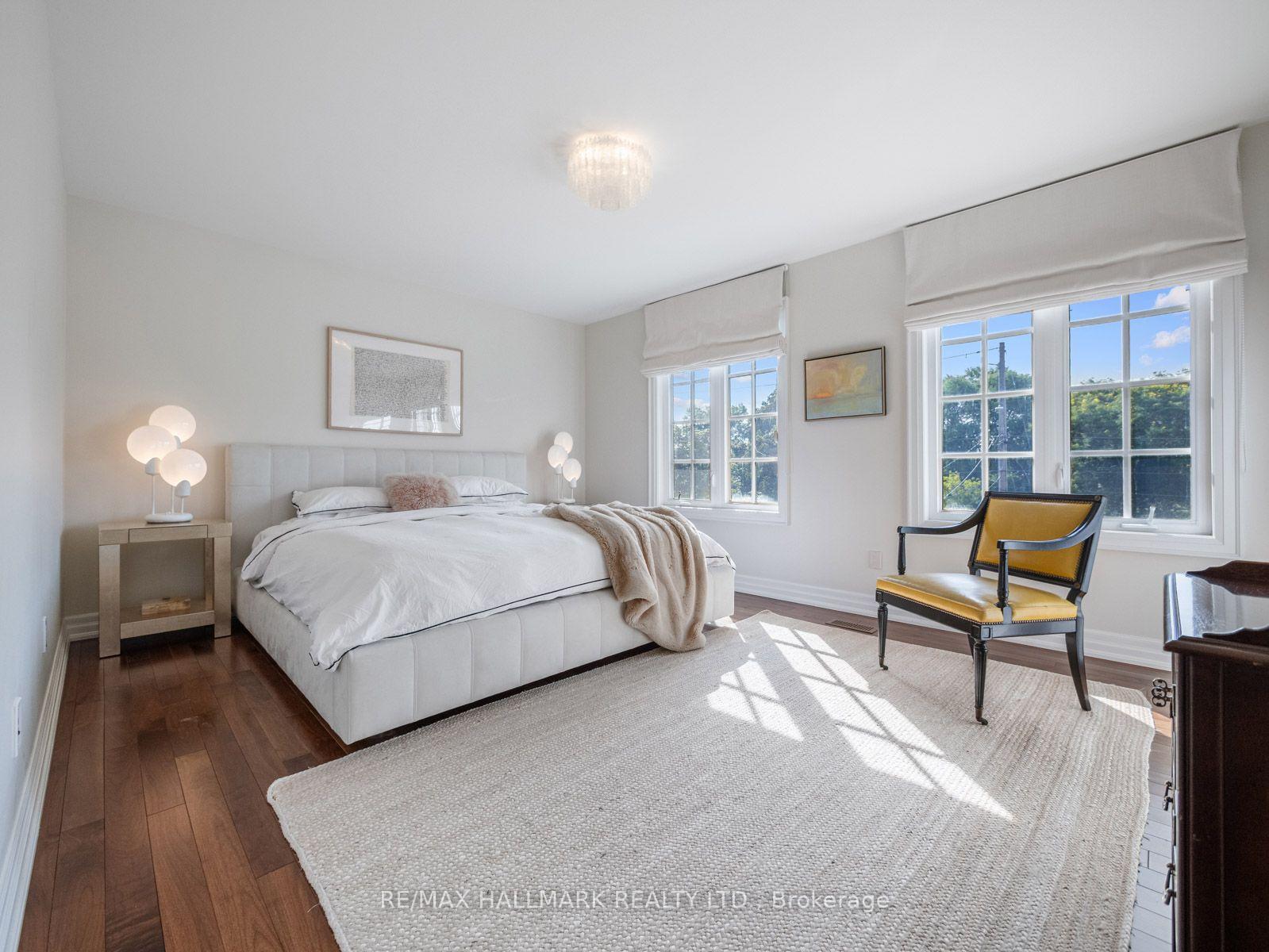 Photo 35 of 43 Prince Charles Drive, Toronto, Englemount-Lawrence — HOMEH