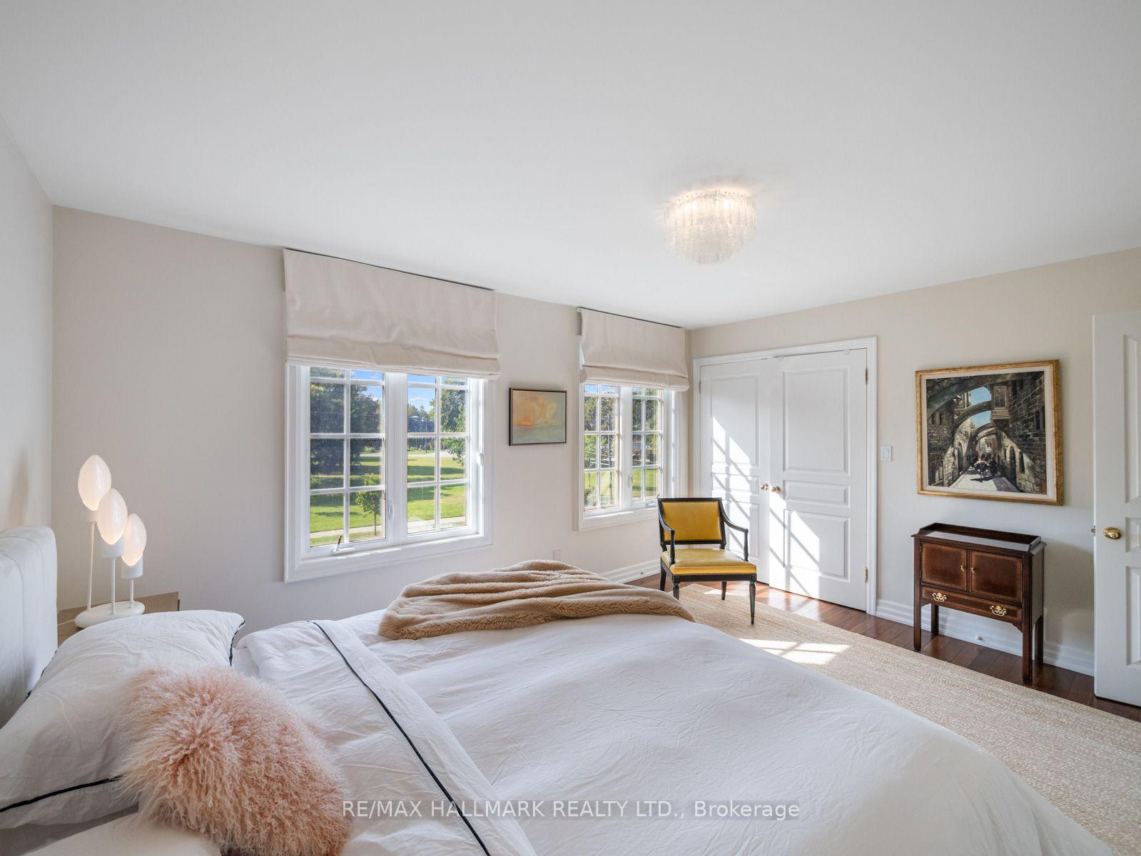 Photo 36 of 43 Prince Charles Drive, Toronto, Englemount-Lawrence — HOMEH