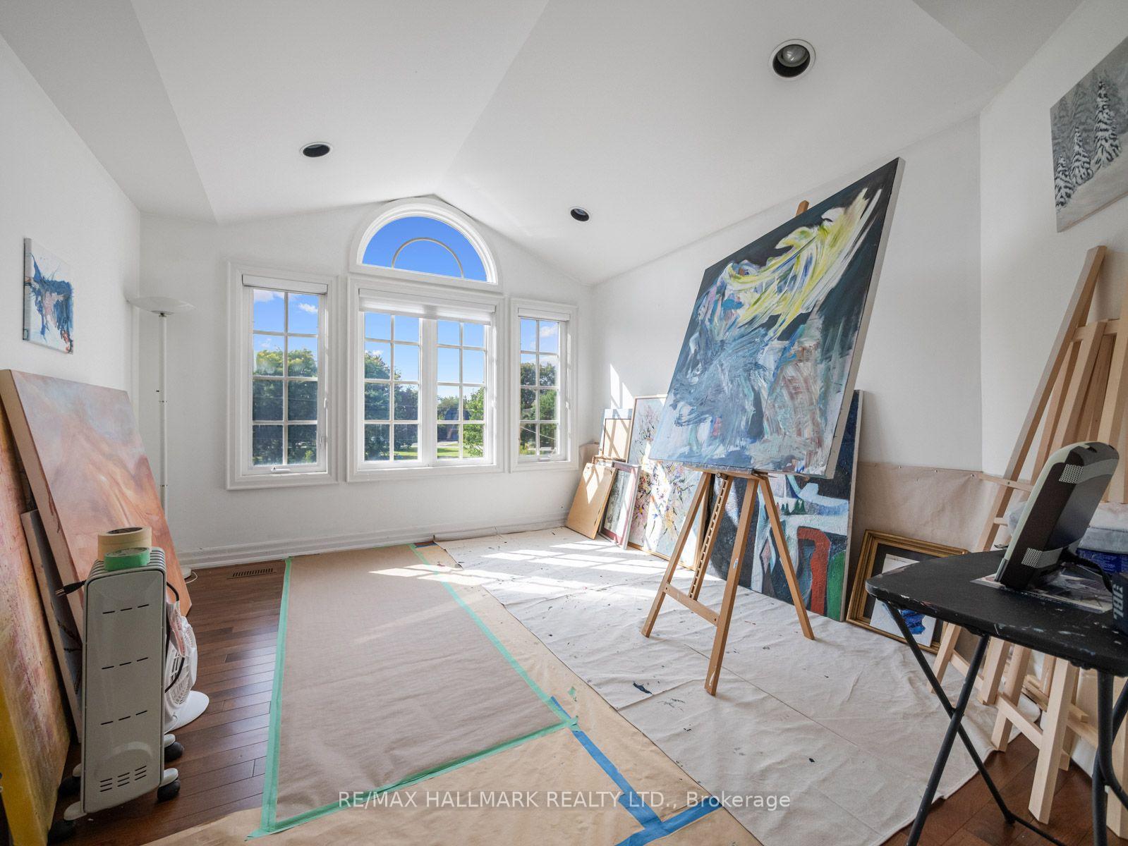 Photo 38 of 43 Prince Charles Drive, Toronto, Englemount-Lawrence — HOMEH