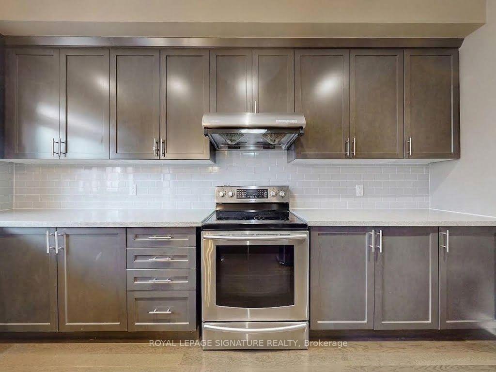 Photo 15 of 3050 Eberly Woods Drive, Oakville, Glenorchy — HOMEH