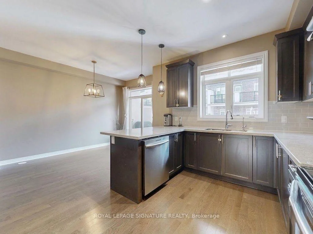 Photo 12 of 3050 Eberly Woods Drive, Oakville, Glenorchy — HOMEH