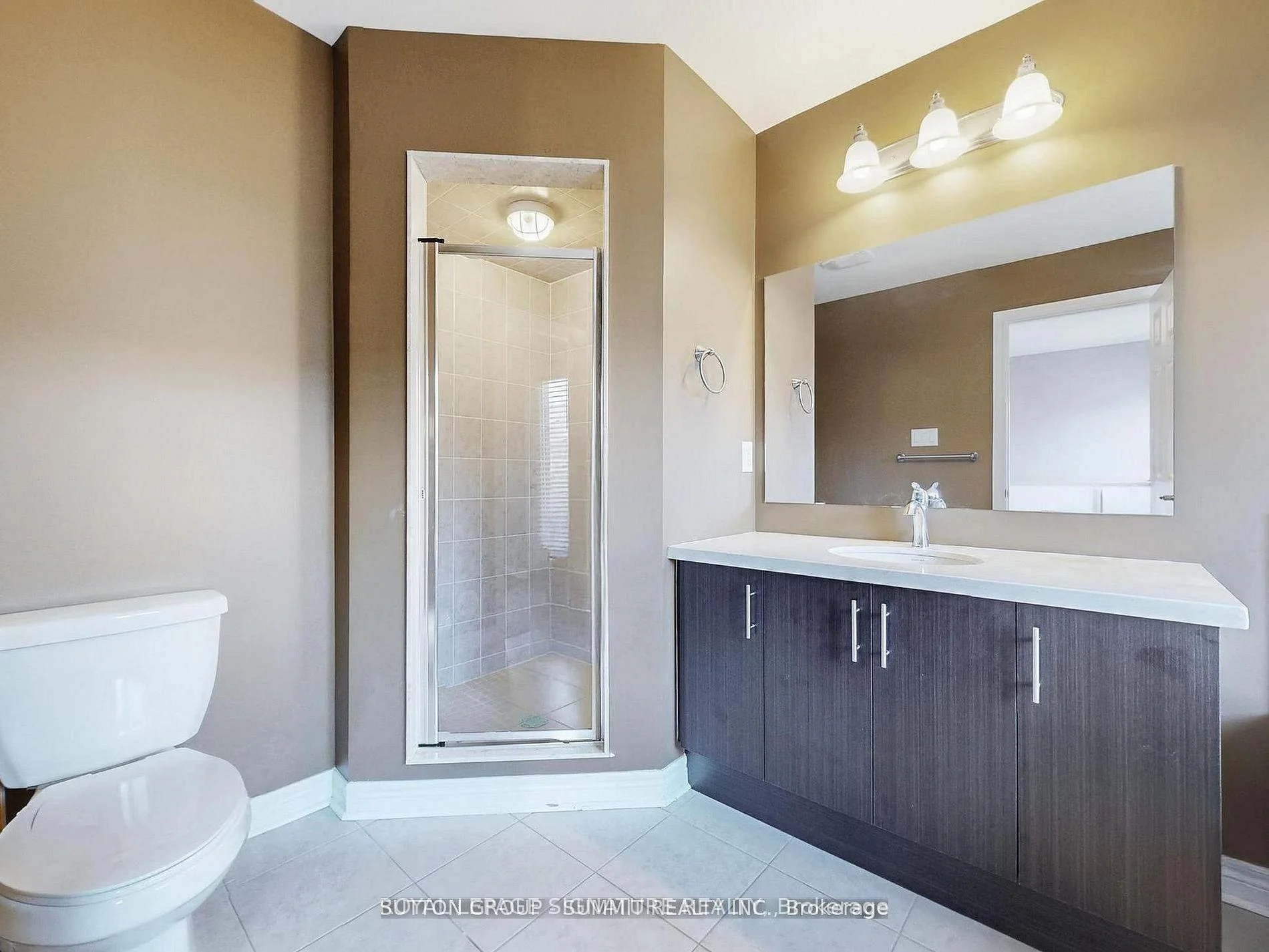 Photo 24 of 3050 Eberly Woods Drive, Oakville, Glenorchy — HOMEH