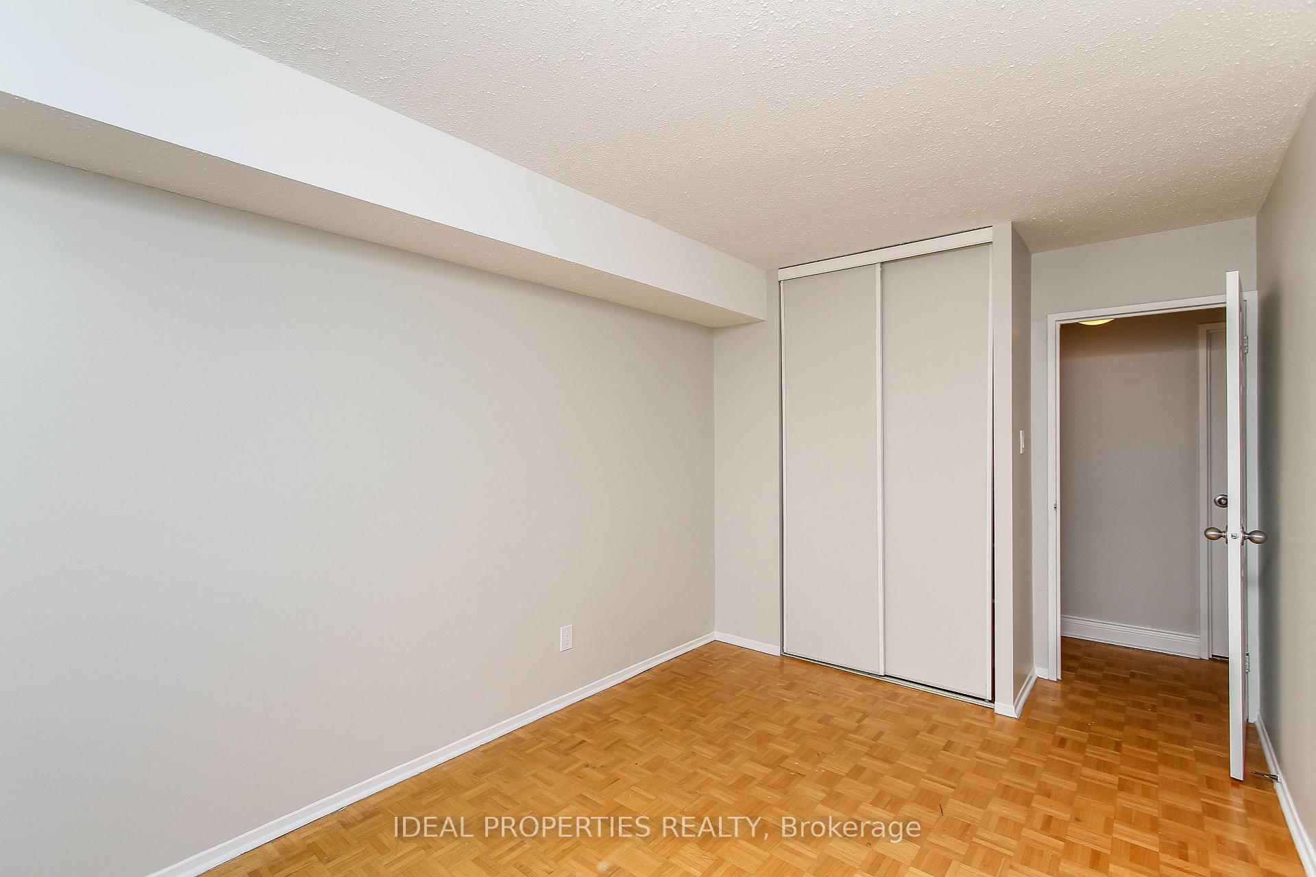 Photo 35 of Unit 1213, 2871 Richmond Road W, Ottawa, Britannia Heights — HOMEH