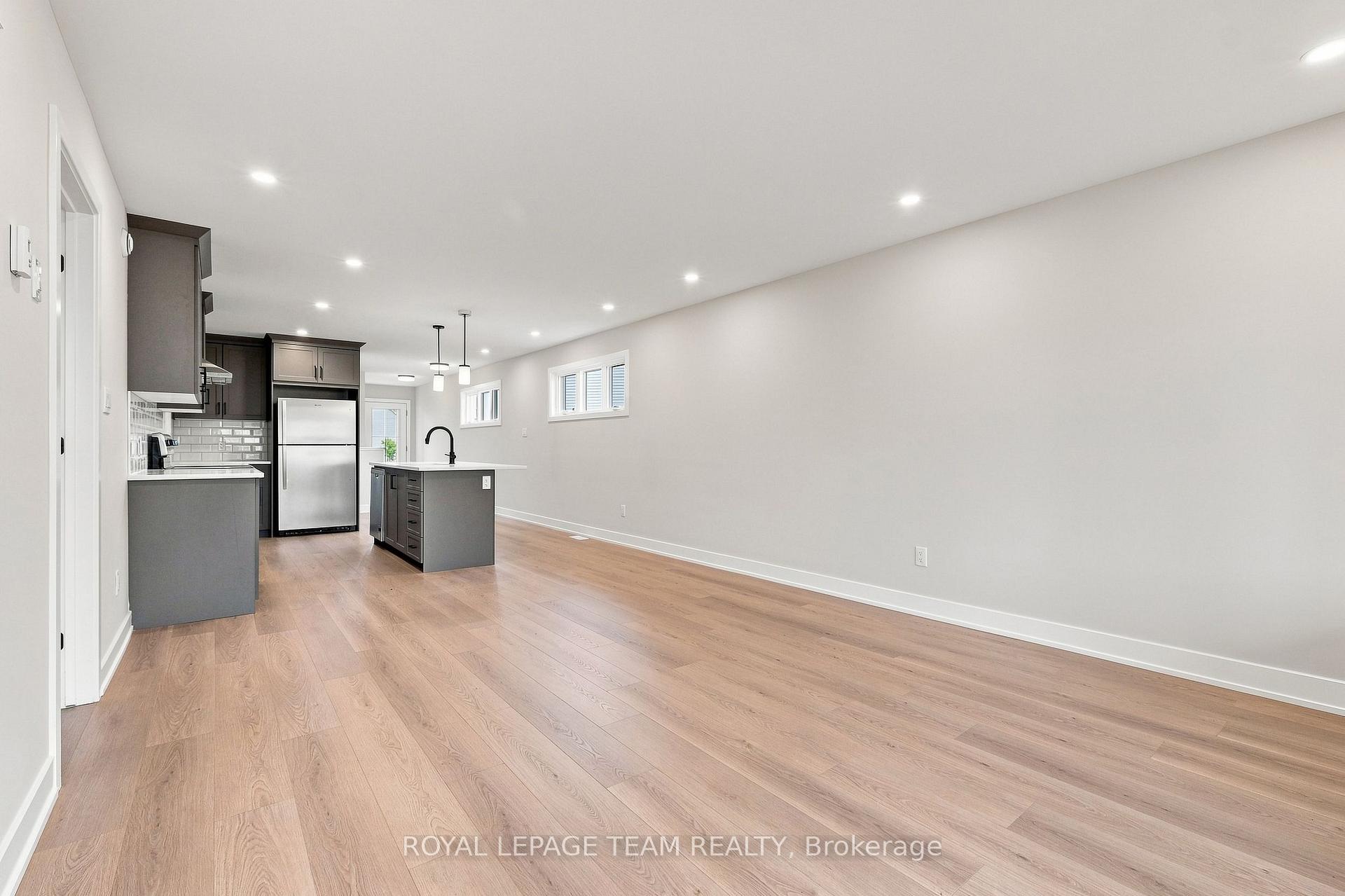 Photo 18 of 52 Whitcomb Crescent, Smiths Falls, Smiths Falls — HOMEH