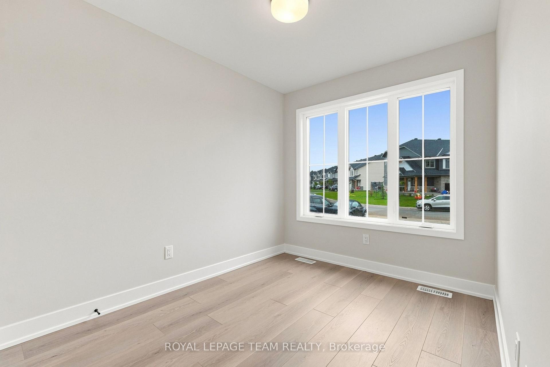 Photo 28 of 52 Whitcomb Crescent, Smiths Falls, Smiths Falls — HOMEH