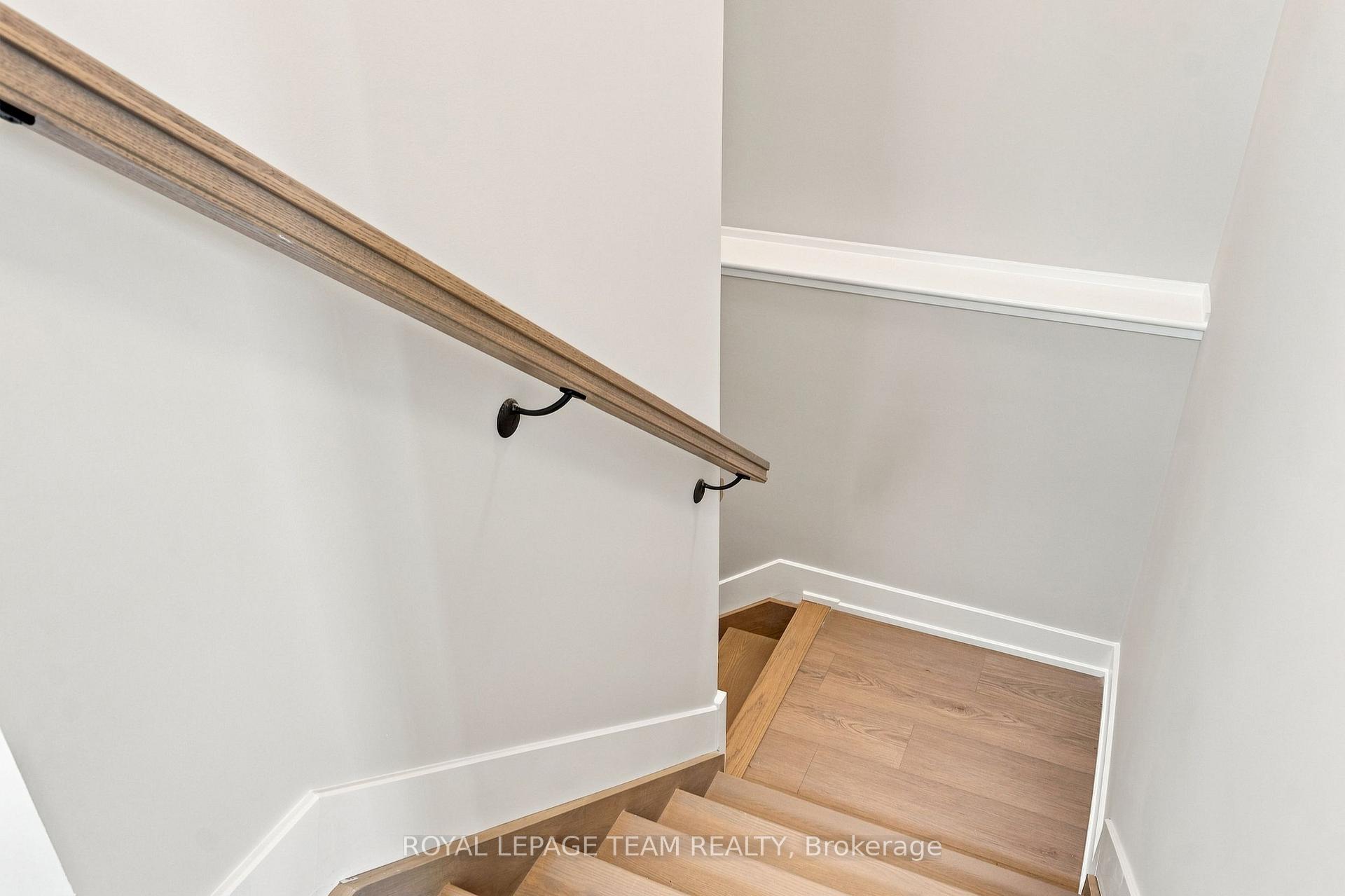 Photo 32 of 52 Whitcomb Crescent, Smiths Falls, Smiths Falls — HOMEH