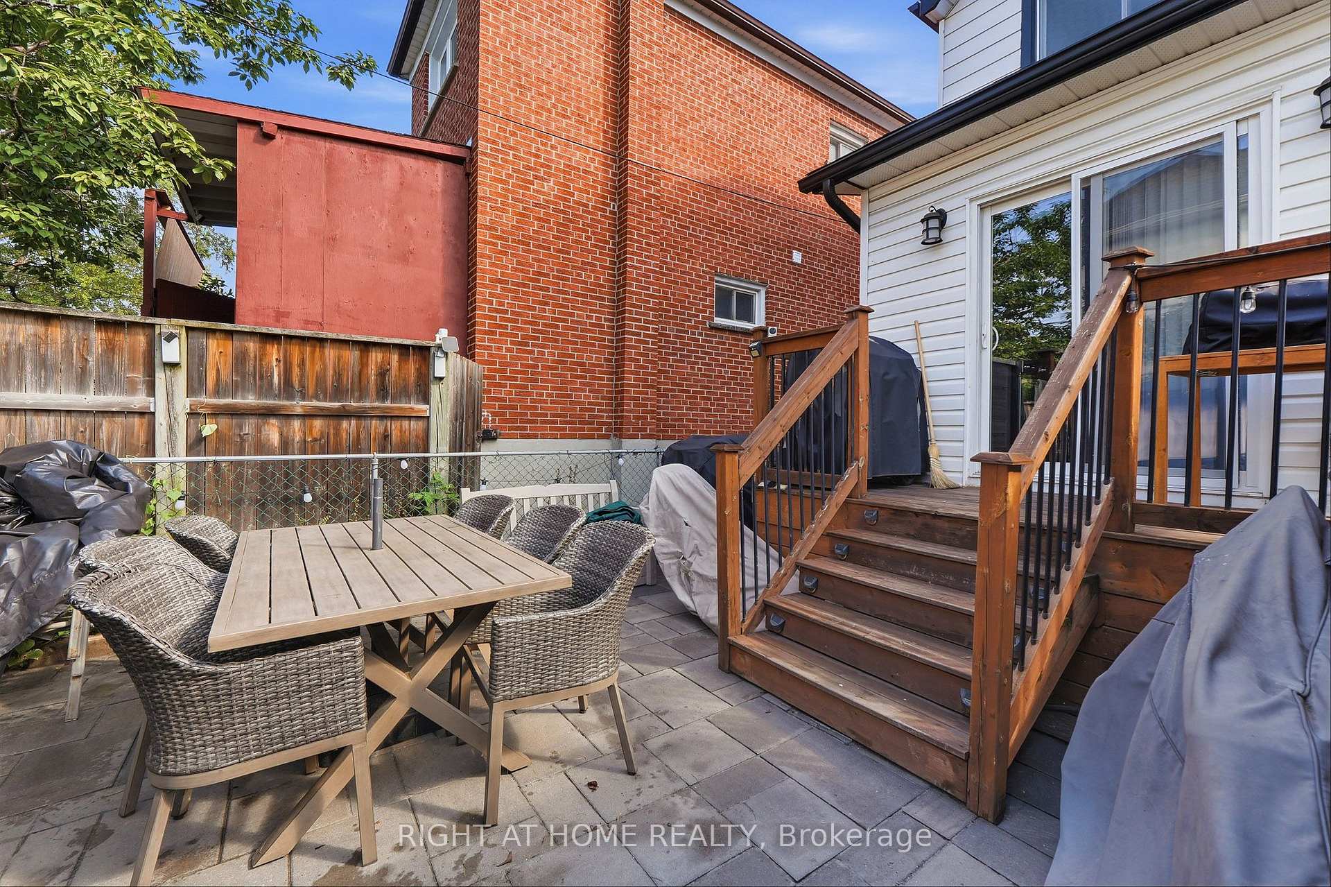 Photo 39 of 16 Greendale Avenue, Toronto, Rockcliffe-Smythe — HOMEH