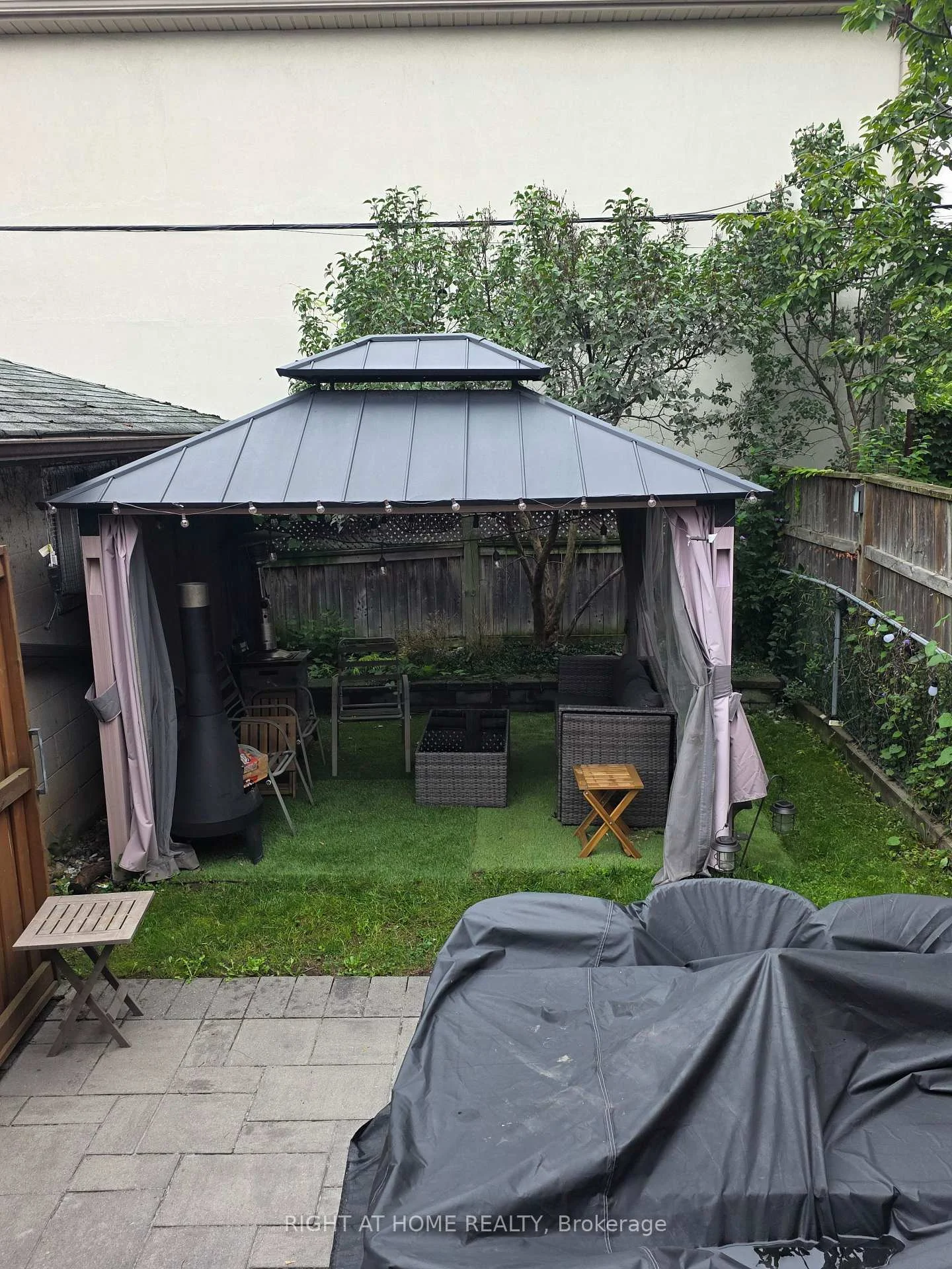 Photo 42 of 16 Greendale Avenue, Toronto, Rockcliffe-Smythe — HOMEH