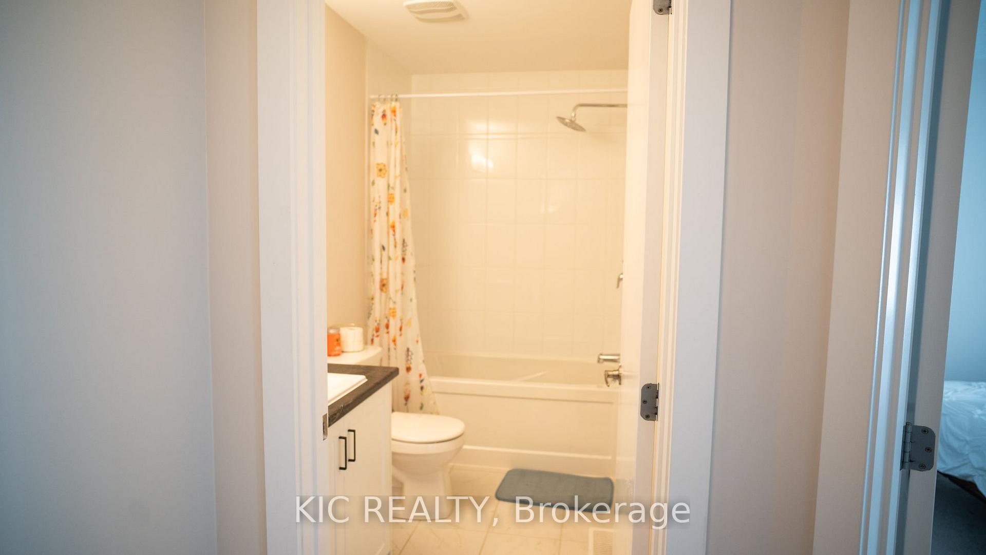 Photo 17 of 352 Appalachian Circle, Ottawa, Barrhaven - Half Moon Bay — HOMEH