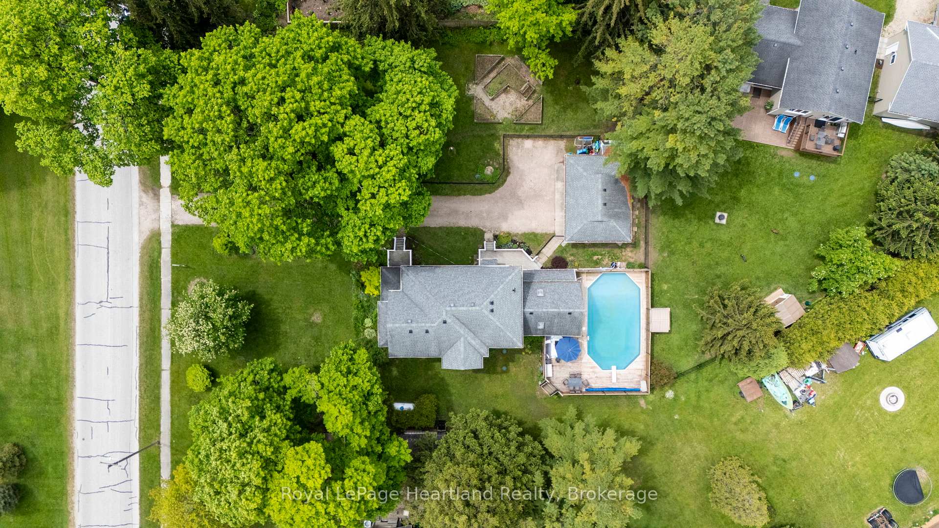 Photo 34 of 1047 Gibson Street, Howick — HOMEH